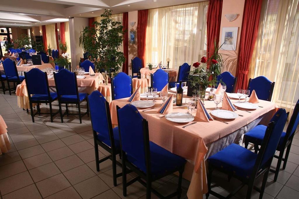 Hotel Reghina Timisoara Restaurant photo